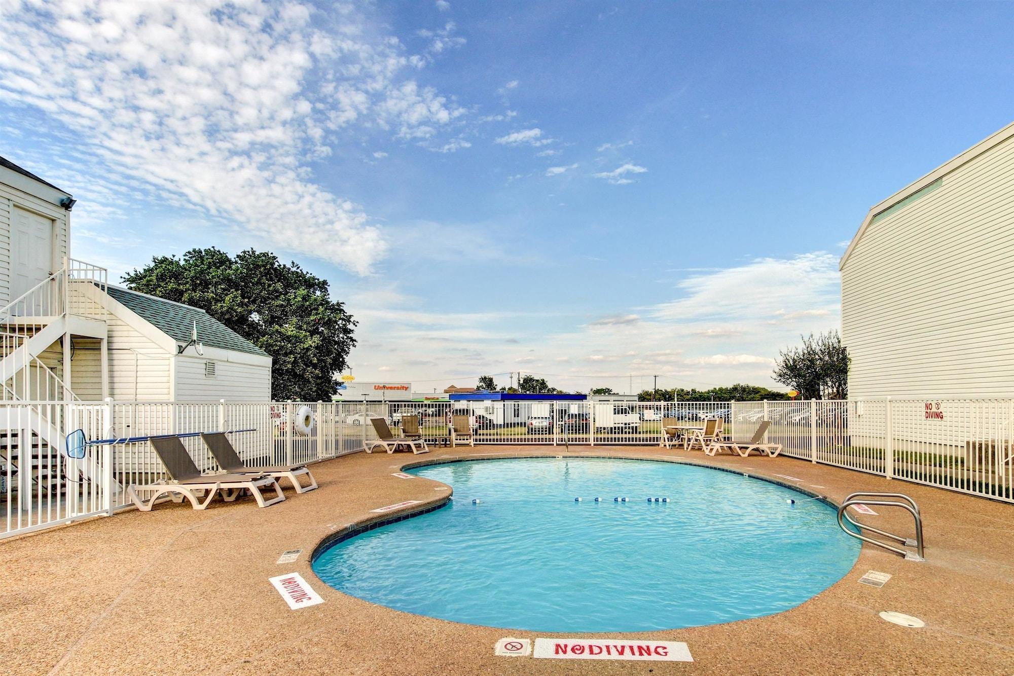 Days By Wyndham Area 2* Waco