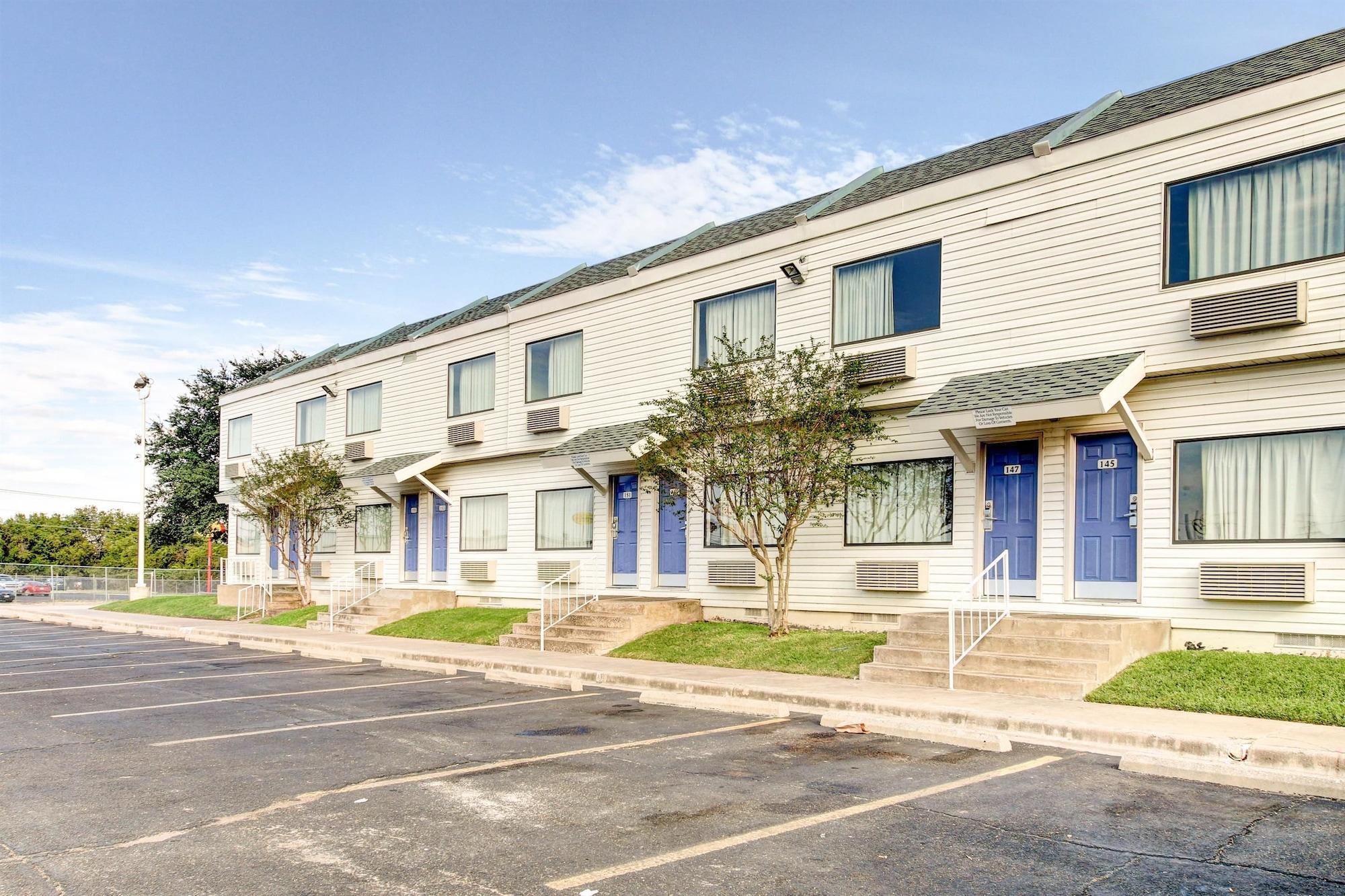 Hotel Days By Wyndham Area