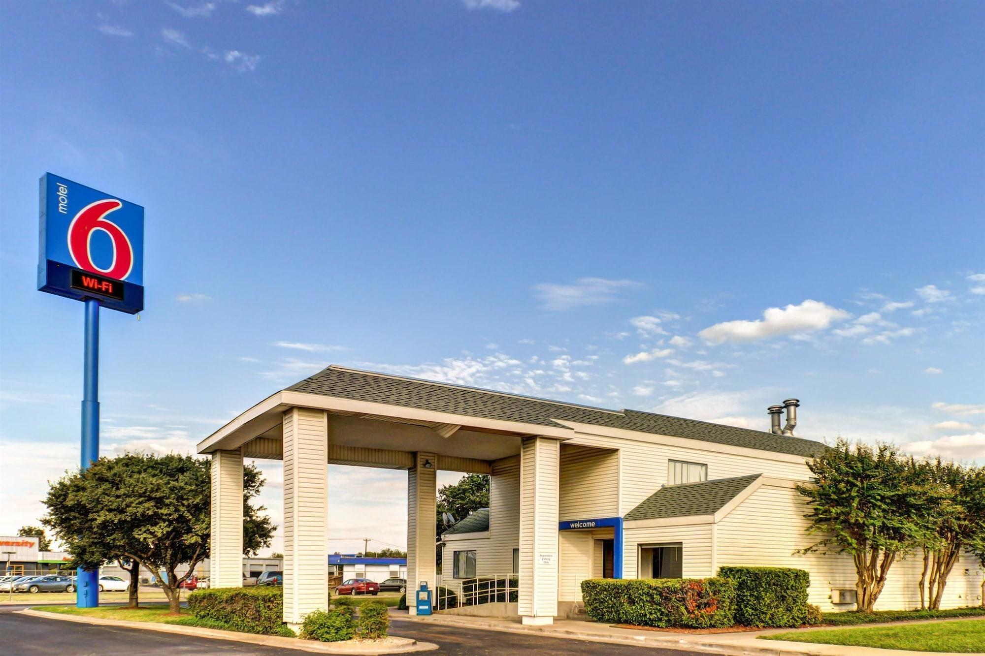 Hotel Days By Wyndham Area 2*